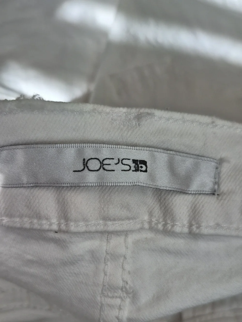 Joe's Women's White Distressed Jeans Stretch Denim Shorts Size 26